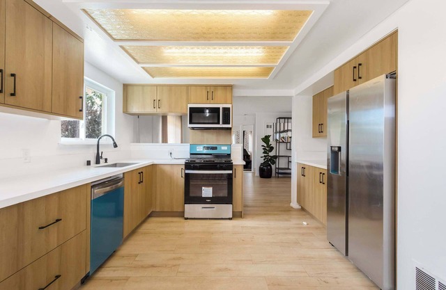 Spacious Modern Home with Scenic Views & Outdoor