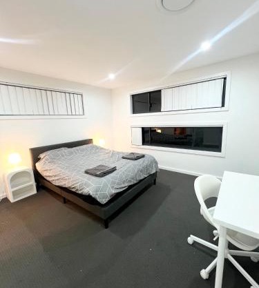 Spacious Queen Room with Attached Bathroom - OR1