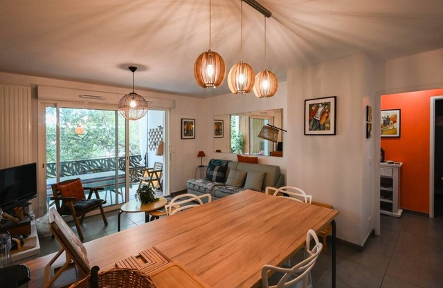 Spacious T2*** standing in quiet residence (private) Ondres plage, 2/4 pers