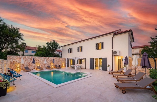 Luxury Villa Ivy in Kras
