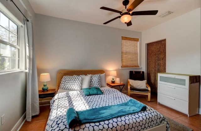 Spanish Bungalow Guest House