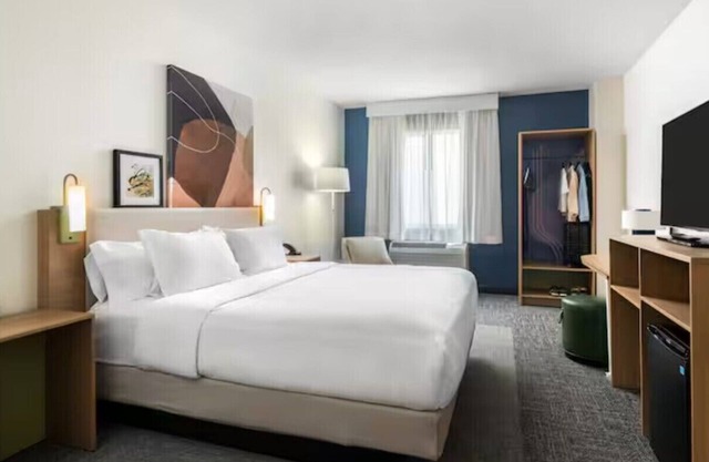 Spark by Hilton Lafayette South