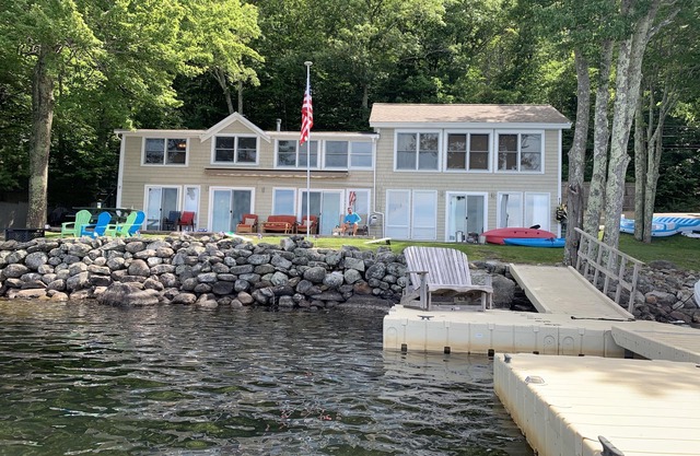 Fabuloso 4 BR LakeHouse con vistas sin parar del lago Megunticook duerme 10