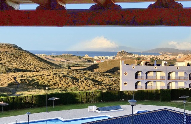 Espectacular apartamento con Vistas Mar. WIFI. Smart TV 58”