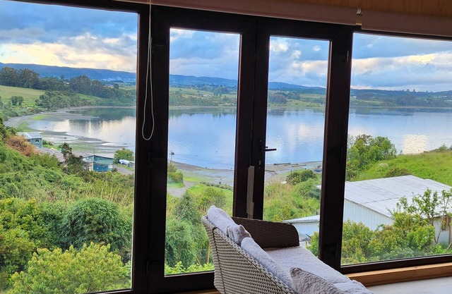 Espectacular casa con vista al mar, ven a relajarte es acogedora y luminosa