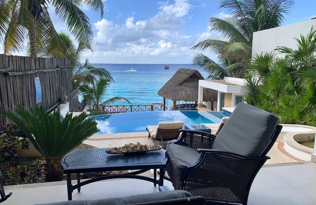 Spectacular Oceanfront View W / Pool Private. Villa Paula.