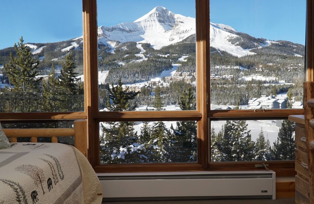 VISTA ESPECTACULAR de Big Sky-Hot Tub & Fireplace-1/2 Mile en transporte gratuito a Mtn.
