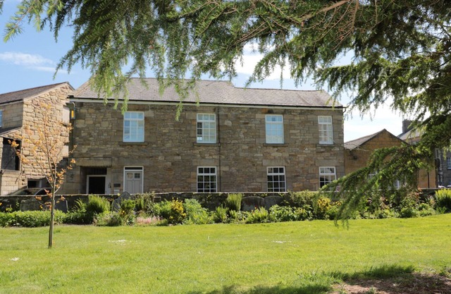 S t. Lawrence Rest, WARKWORTH