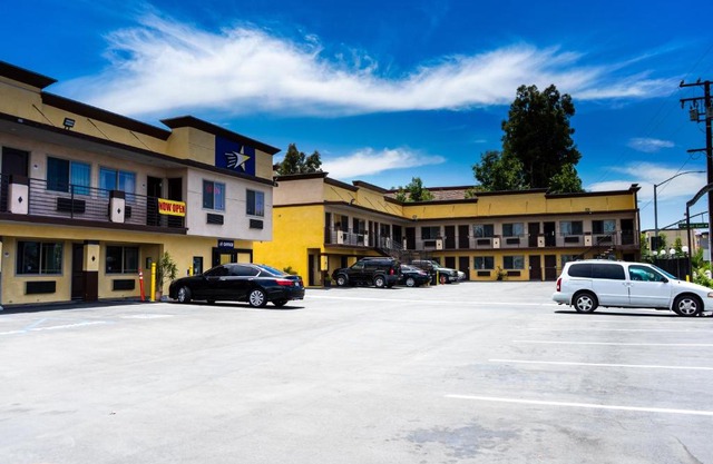 Starlight Inn South El Monte