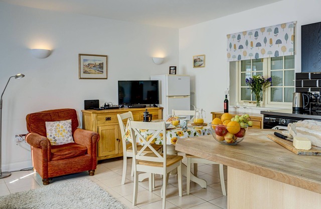 Station cottage - nr Blenheim Palace and Woodstock