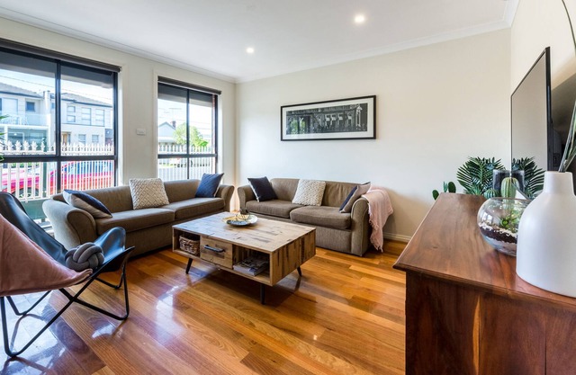 Stay Lime Tree - 6 Bedroom whole house
