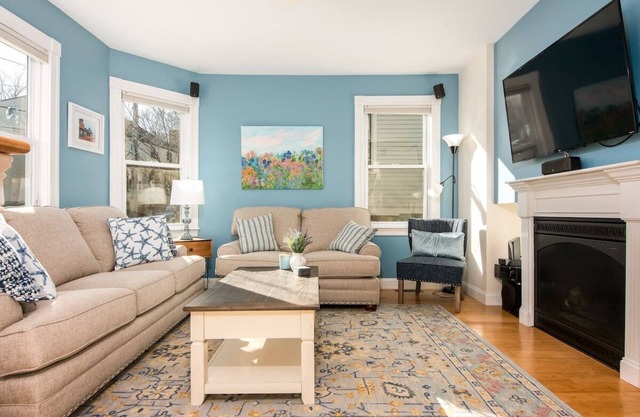 ❁¡NUEVO! El centro histórico de Newburyport Home!❁