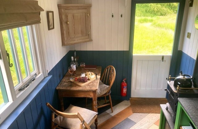 Stompy's hut - Cosy hut in very peaceful location