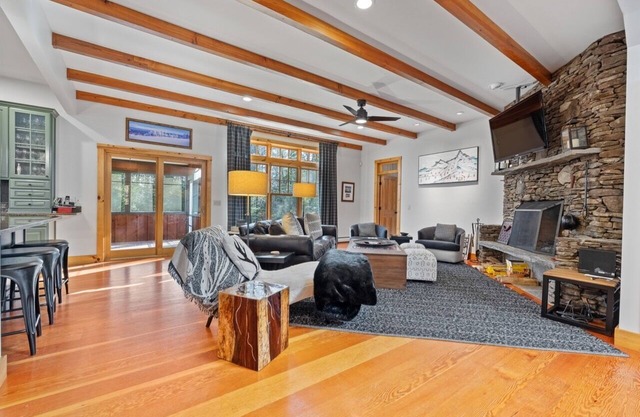 Stratton Mountain Home