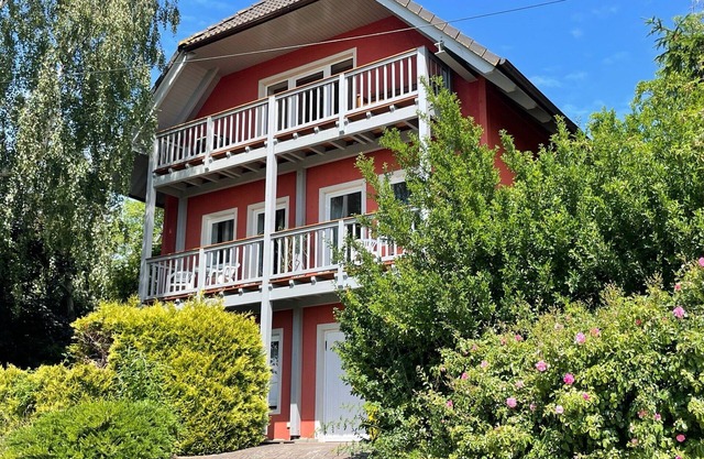 Apartamento-estudio 'Fewo Ostseeblau - Fulgenhaus' con balcón