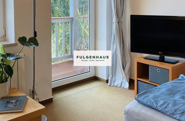 Apartamento-estudio 'Fewo Mohnrot - Fulgenhaus' con balcón