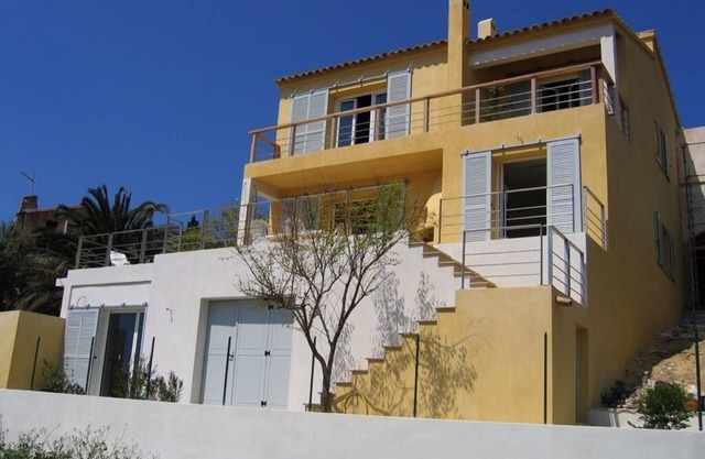 Estudio 2/4 personas en villa, vista al mar, cerca de Ajaccio