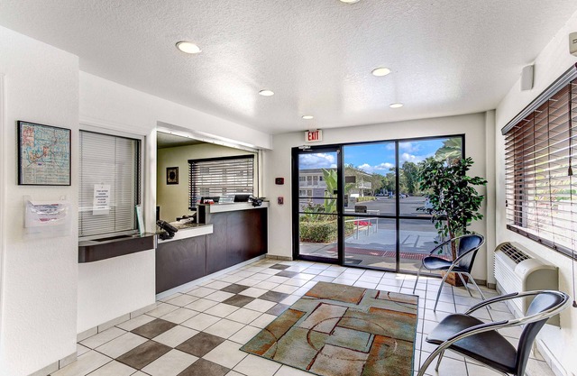 Studio 6 Kissimmee, FL - Orlando