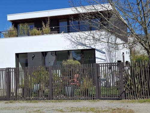 Studio B.