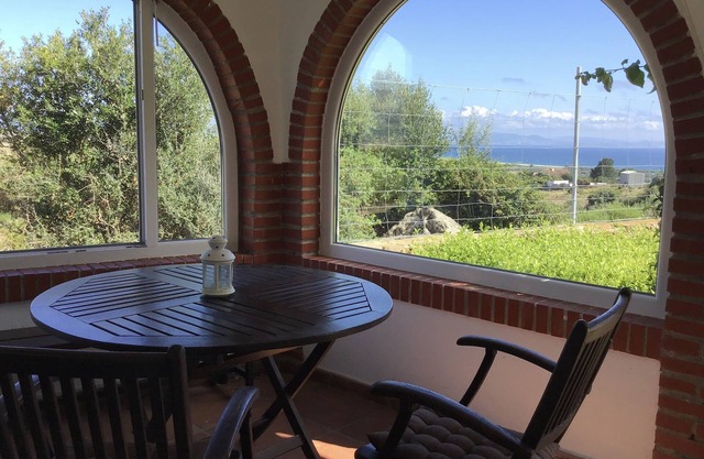 Studio El Estrecho, vista gigantesca del estrecho