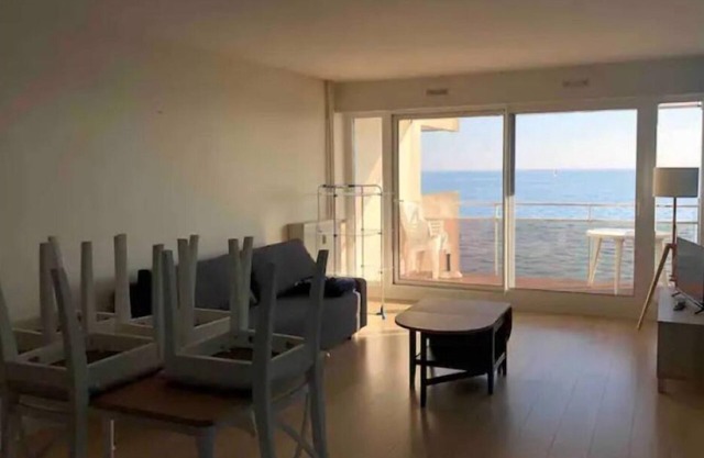Studio en Résidence Avec Balcon et vue mer à 5 mn du Centre Ville