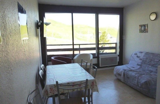 Studio familial 6 pers. accès pistes, balcon, parking gratuit, casier à skis - FR-1-602-24