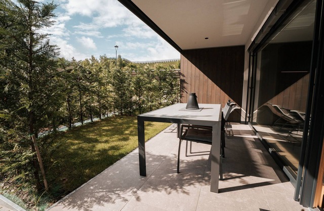 Apartamento estudio 'Garden Lodge Exclusive One' con vistas a la montaña, terraza privada y Wi-Fi