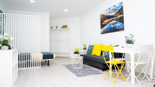 Studio New Complete 4 pax