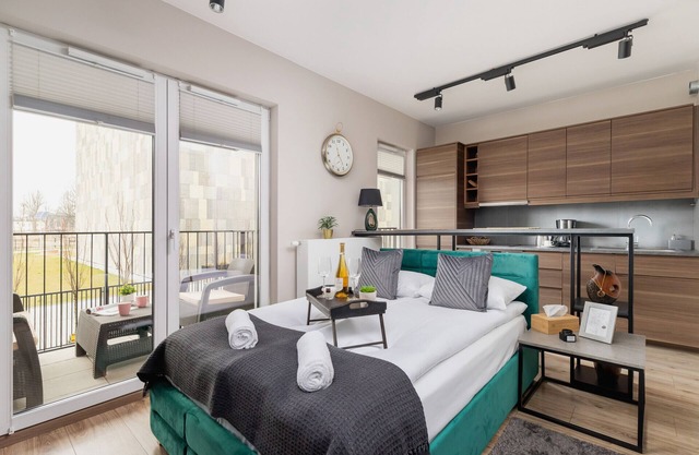Studio Rakowicka by Renters