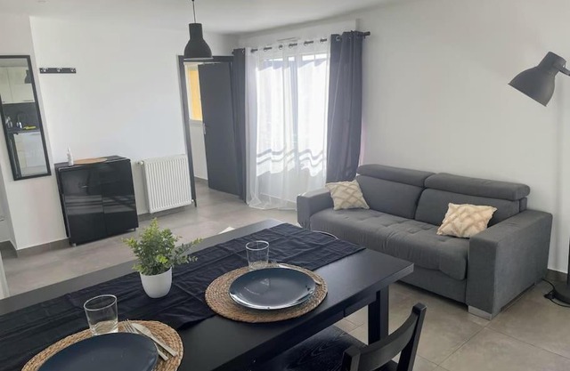 Studio spacieux entièrement équipé à Choisy le Roi