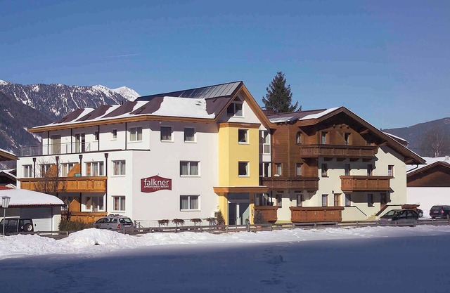 Holiday apartment with wellness area