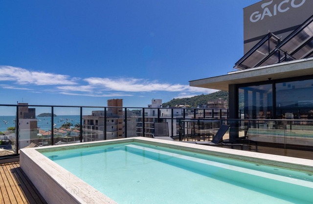 Studios in Building With Swimming Pool in Jurere - SOT