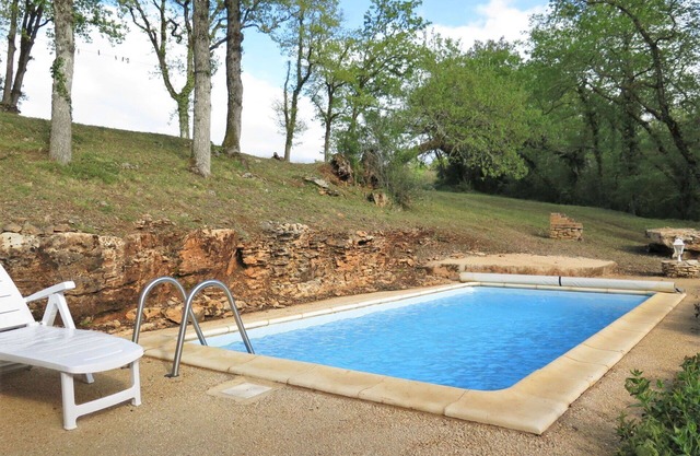 Casa de vacaciones privada con piscina privada, WIFI, TV, terraza, mascotas permitida, aparcamiento