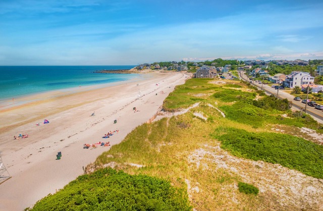Impresionantes vistas a la playa desde Over the Dunes en White Horse Beach