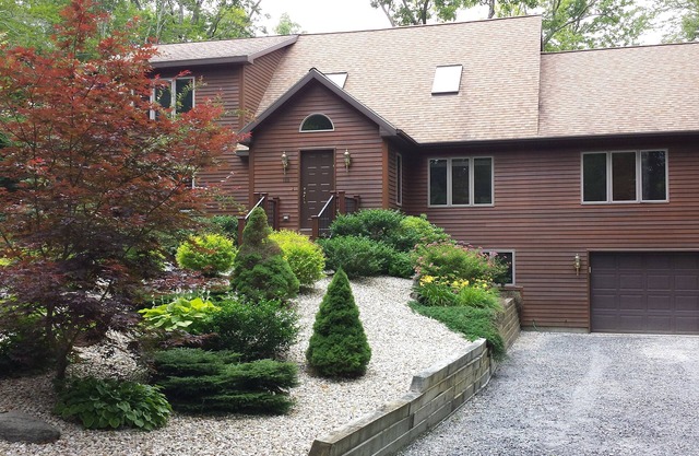 Impresionante casa de lujo personalizada de Berkshire en una comunidad boscosa privada, a pie del lago