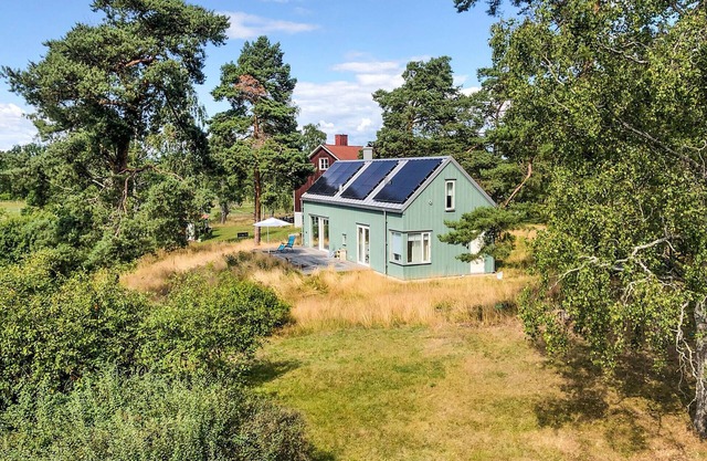 Increíble casa en Adelsö con Wi-Fi