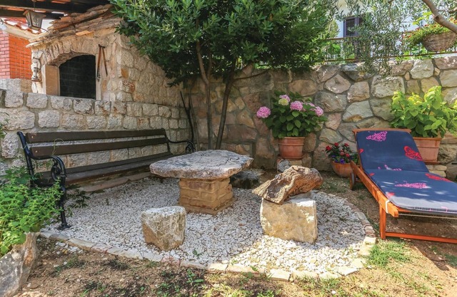 Impresionante casa en Kastel Sucurac