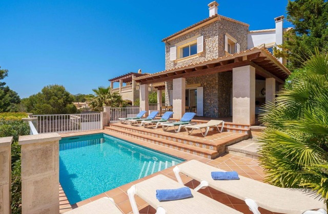 Maravillosa casa de vacaciones privada con A/C, piscina privada, WIFI, TV, terraza, aparcamiento