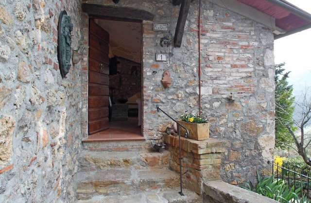 Casa de vacaciones privada con WIFI, piscina privada, TV, patio, mascotas permitida, aparcamiento