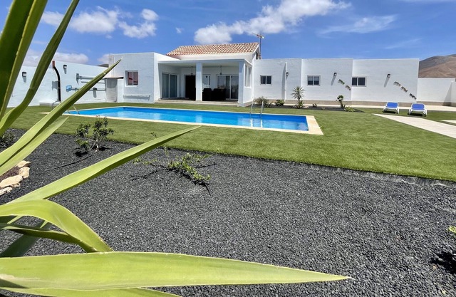 Impresionante villa rural de 3 dormitorios con increíbles vistas a la montaña