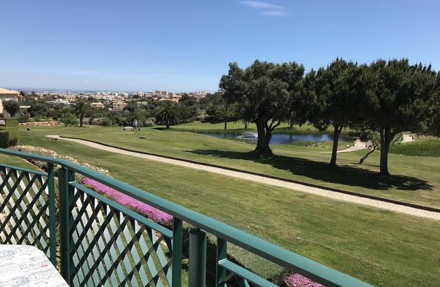 Impresionantes vistas sobre Boavista Golf Course & Swimming Pool-apartamento grande y fabuloso