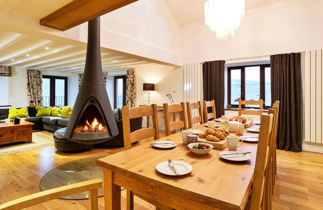 Estupenda casa de vacaciones para 10 personas con WIFI, TV y aparcamiento