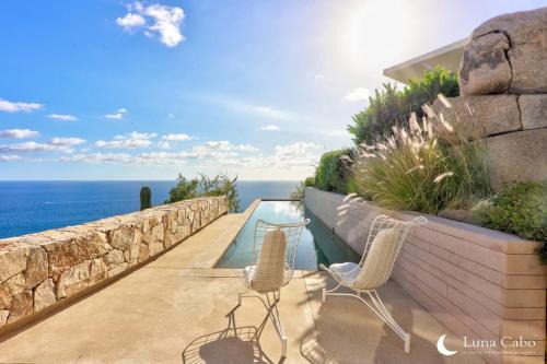 Stunning Villa Private Oasis with Panoramic Views