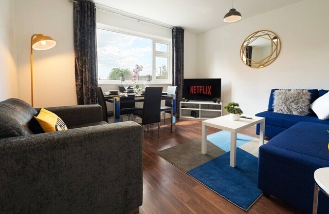 ❤️New Spacious 2 BR Apartment w/Parking+Wifi