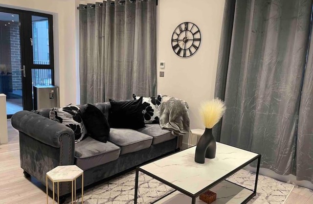 Stylish and Cosy 2 bedroom flat in Croydon