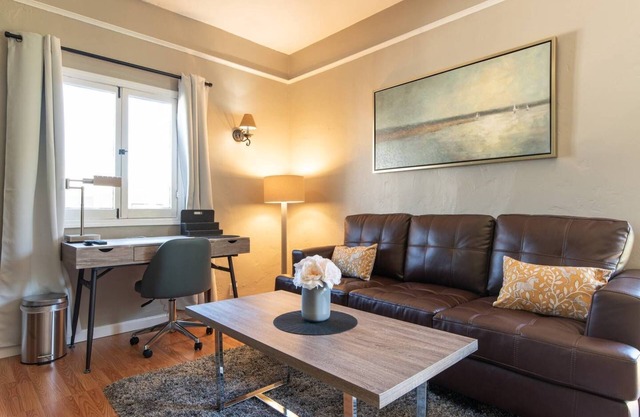 Elegante apartamento cerca del casco antiguo y Rose Bowl