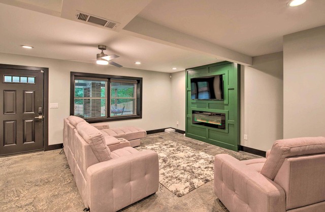 Stylish Atlanta Retreat < 7 Mi to Midtown!
