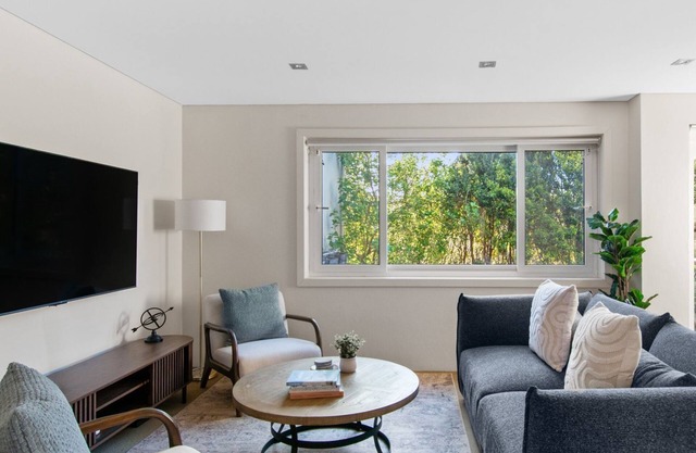 Stylish Clovelly Getaway near Bondi Beach