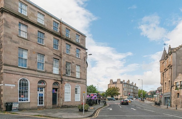 Stylish Georgian Flat in New Town