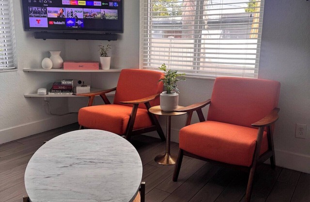 South Tampa Gem | Office Fenced Yard Parking
